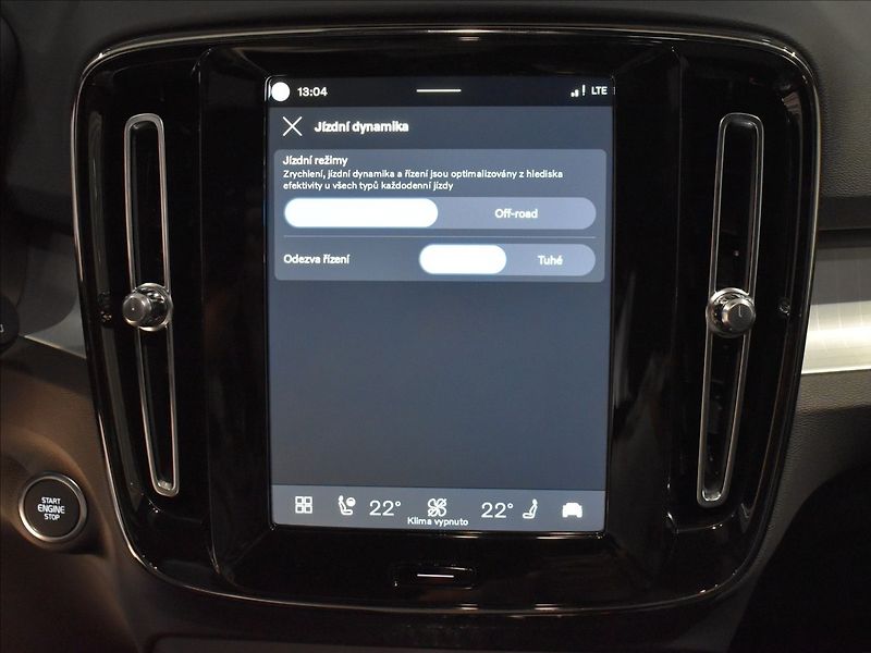 Volvo XC40 (2026) 2,0 B4  Plus Black Edition - fotka 21 z 25