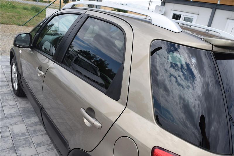 Fiat Sedici 1,6 i 79KW 4X4 NOVÁ STK - fotka 11 z 47