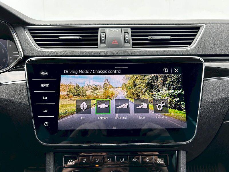 Škoda Superb (2024) Combi 2.0 TDI 147kW 4x4 DSG L& - fotka 18 z 35