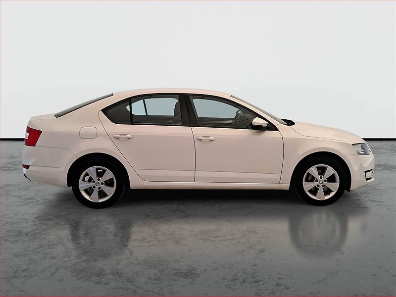 Škoda Octavia (2015) 1.6 TDI, Serv.kniha, Tempomat - fotka 6 z 18