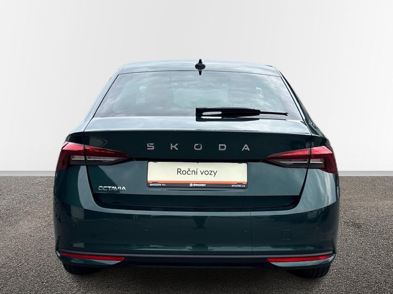 Škoda Octavia Selection - fotka 17 z 28