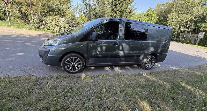 Citroën Jumpy (2015) 2.0 HDI AUTOMAT — 2015 - fotka 2 z 20