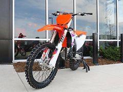 KTM 250 SX-F (2026) MODEL 2026 - fotografie inzerátu