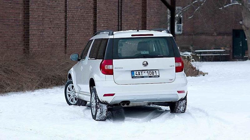 Škoda Yeti a Nissan Qashqai.