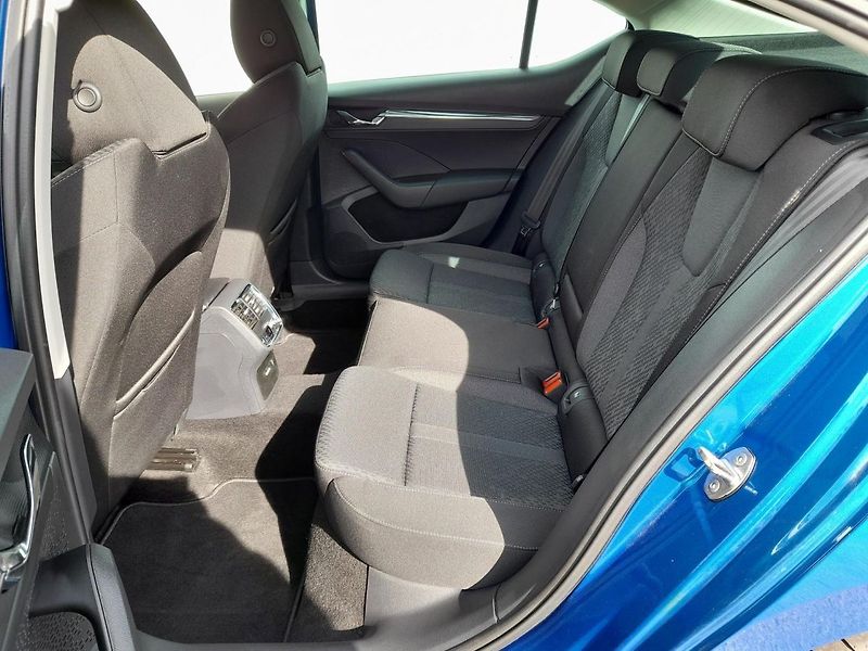 Škoda Octavia Style Plus, Klima paket+As.jíz - fotka 15 z 20