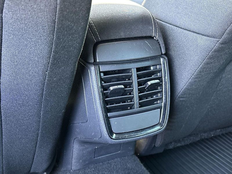 Škoda Scala (2019) 1.6 TDI Ambition + - fotka 26 z 30