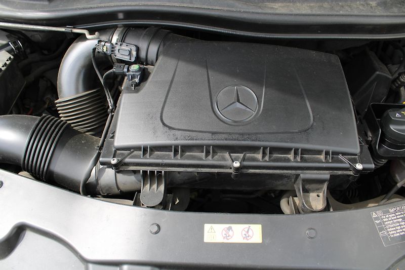 Mercedes-Benz Vito 2,2 116CDI 5Míst Automat+klima - fotka 22 z 23