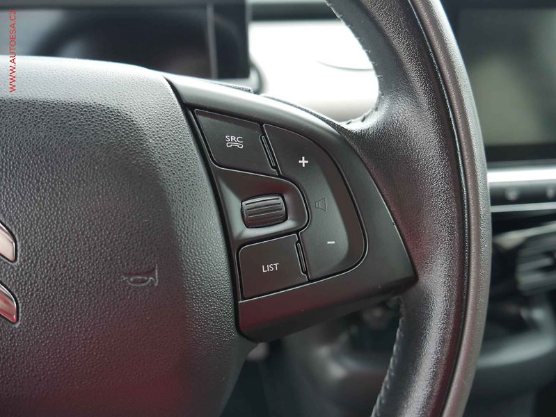 Citroën C4 Cactus (2015) 1.2PT, ČR, servis.kniha - fotka 16 z 19