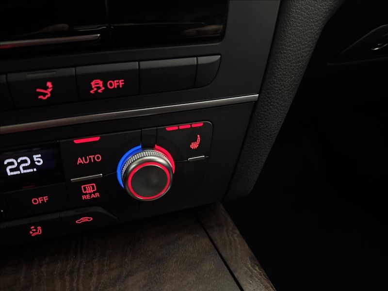 Audi A7 3,0 TDi LED ACC KŮŽE NZ.TOP CZ - fotka 28 z 49