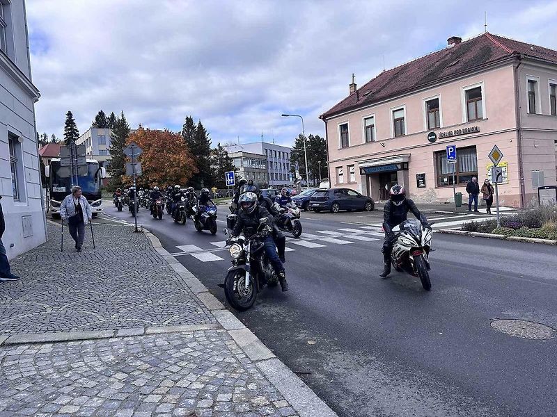 Poslední jízda motosezony 2025 v Prachaticích.