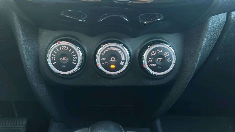 Mitsubishi ASX 2.2 Di-D (110kW) 4WD AT6/8234 - fotka 20 z 50
