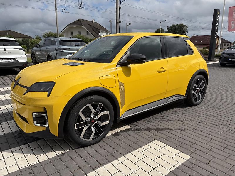 Renault R5 (2026) techno 150 k comfort range - fotka 4 z 8