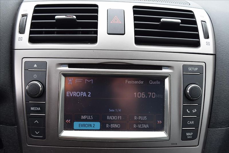 Toyota Avensis 2,2 D-CAT 130KW NOVÉ V CZ - fotka 38 z 43