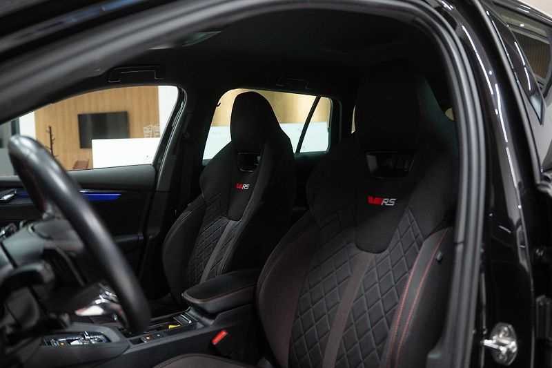 Škoda Octavia (2021) RS 147 KW 4X4  - fotka 23 z 47