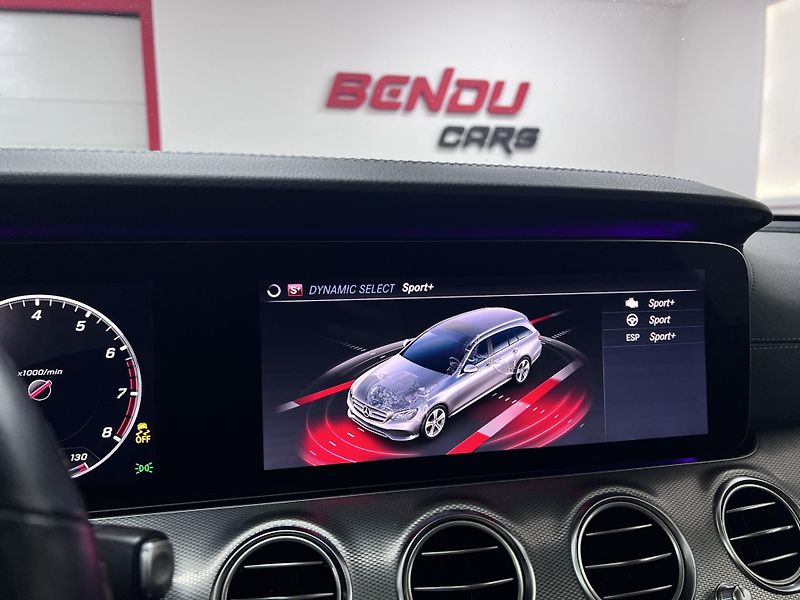 Mercedes-Benz Třídy E E 450, 270 kW, 4Matic, AMG - fotka 35 z 50