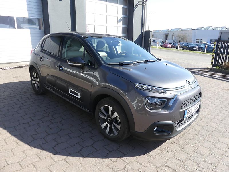 Citroën C3 (2024) 1,2 PureTech 110 MAN6 SHINE+ - fotka 3 z 23