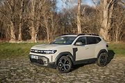 Dacia Duster se letos začala prodávat ve třetí generaci.