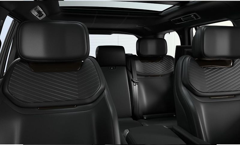 Land Rover Range Rover SV BLACK P615 SWB  - fotka 4 z 4