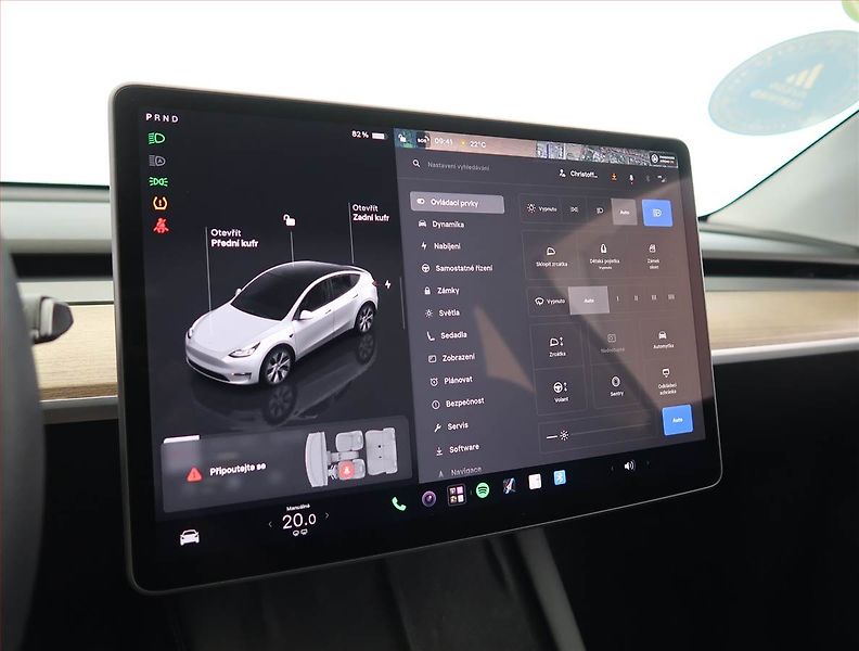 Tesla Model Y (2023) Long Range AWD 79kWh, SoH 92% - fotka 23 z 31