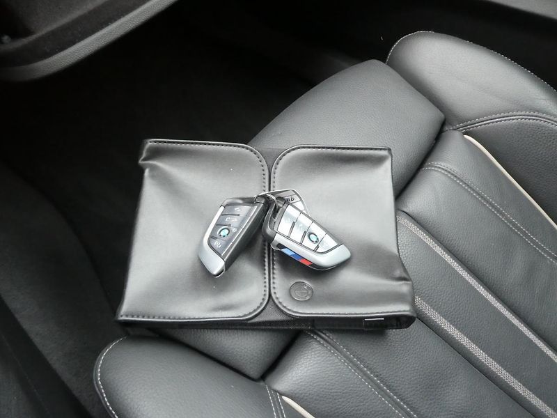 BMW Řada 6 GT 630D 195kW  M SPORT  - fotka 13 z 15
