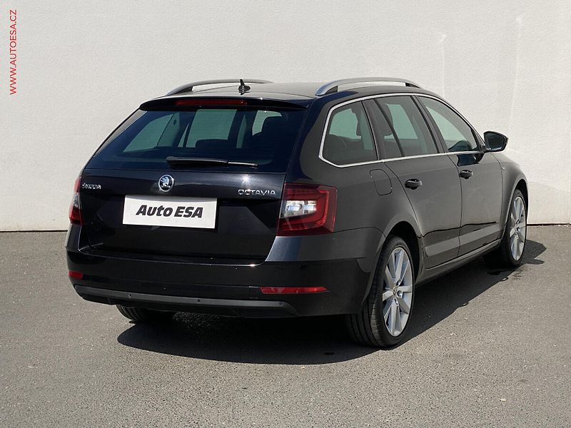 Škoda Octavia (2019) 1.5 TSi, Soleil, LED, navi, - fotka 4 z 19