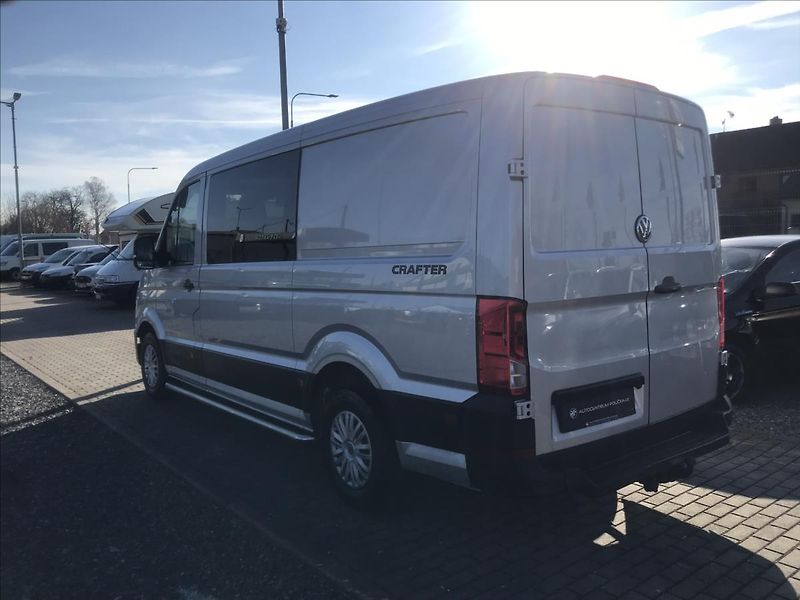Volkswagen Crafter 2,0 - fotka 4 z 14