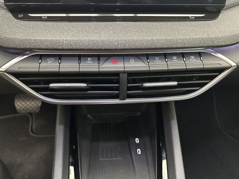Škoda Octavia 2.0 TD Top selection - fotka 21 z 26