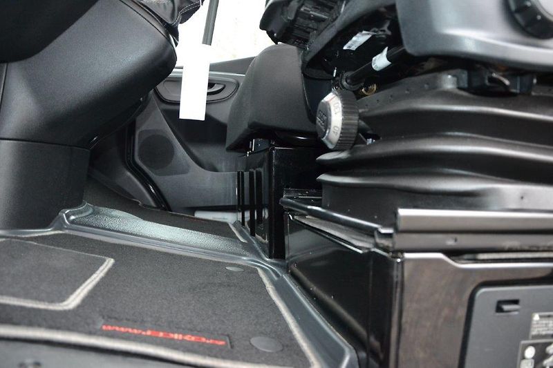 Mercedes-Benz Sprinter 317 CDi L Maxi velká výbava - fotka 9 z 44