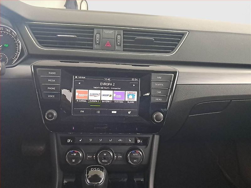 Škoda Superb (2016) Style Plus 2.0 TDI, Automat - fotka 12 z 21
