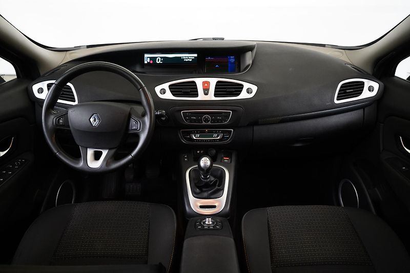 Renault Mégane - fotka 5 z 33