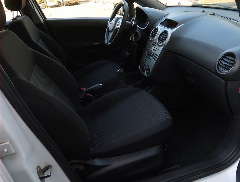 Opel Corsa (2013) 1.0, Serv.kniha, Tempomat - fotka 9 z 15