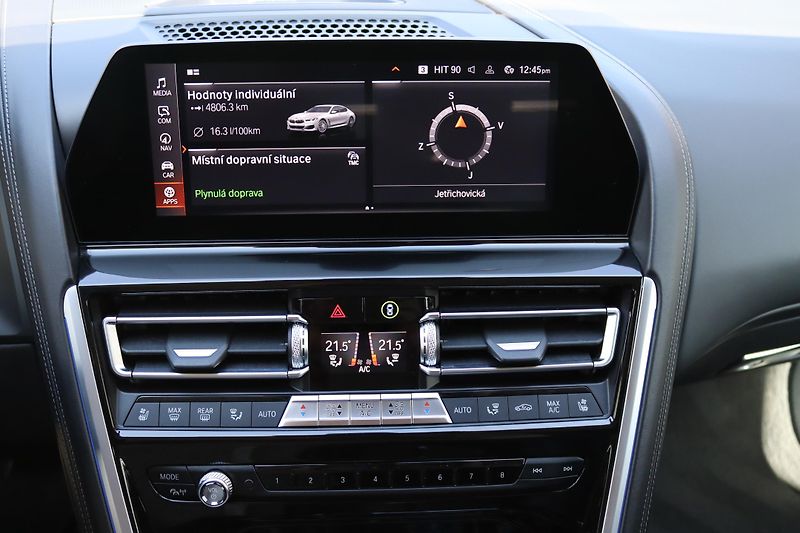 BMW Řada 8 M850i XDRIVE GRAN COUPE G16  - fotka 29 z 50