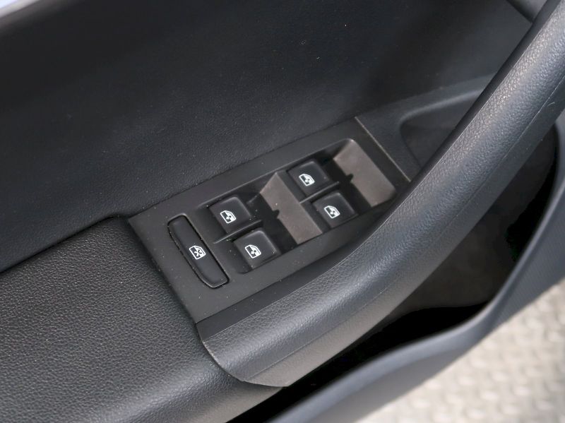 Škoda Octavia (2019) STYLE PLUS 1.5TSI 110KW DSG NA - fotka 35 z 38