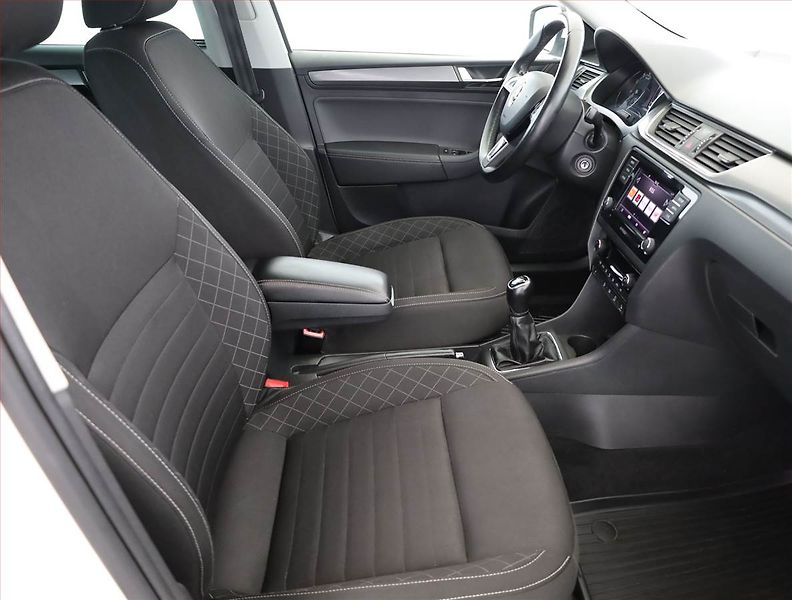 Škoda Rapid (2018) Style 1.0 TSI, Xenony - fotka 7 z 18
