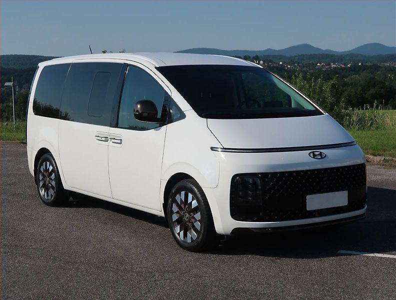 Hyundai Staria (2022) 2.2 CRDi - fotografie inzerátu