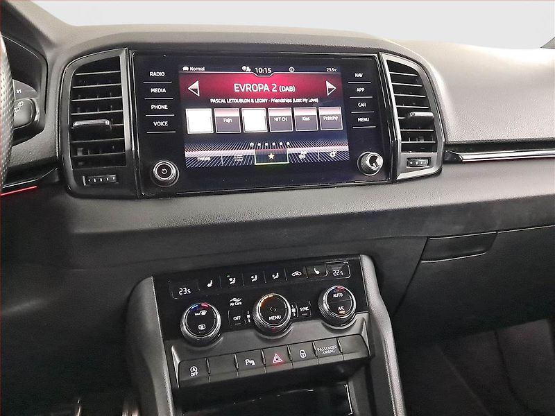 Škoda Karoq (2020) Sportline 1.5 TSI - fotka 12 z 21