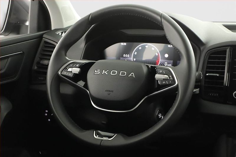 Škoda Karoq (2025) 1.5 TSI - fotka 13 z 17