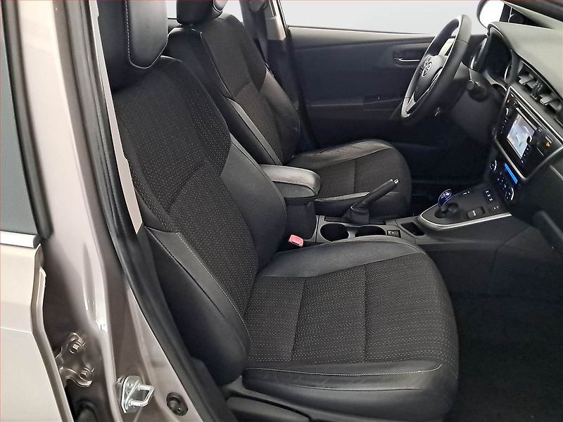 Toyota Auris (2014) Hybrid, Automat, Navi - fotka 9 z 22