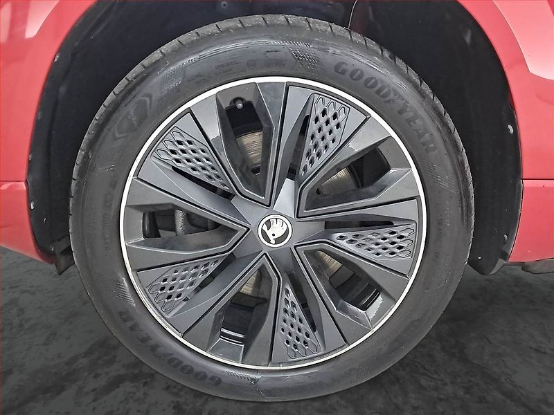 Škoda Karoq (2023) Sportline 2.0 TDI - fotka 15 z 23