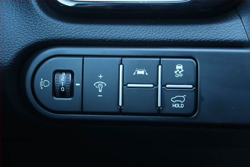 Kia Ceed (2021) 1.6 CRDi MHEV, Automat - fotka 22 z 26