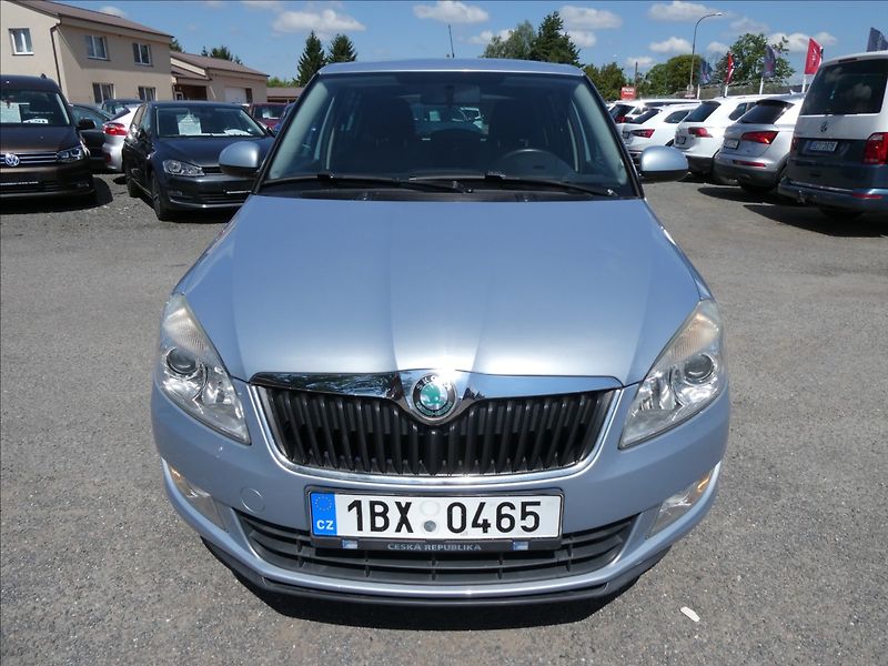 Škoda Fabia 1,2 Tsi 63kW SPORT,digi.klima - fotka 2 z 36