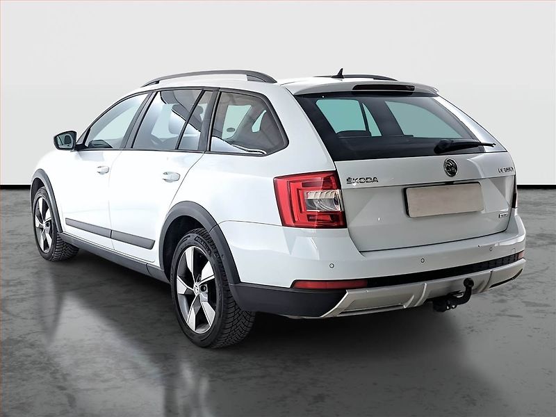 Škoda Octavia (2015) Scout 2.0 TDI, 4X4, Automat - fotka 4 z 23