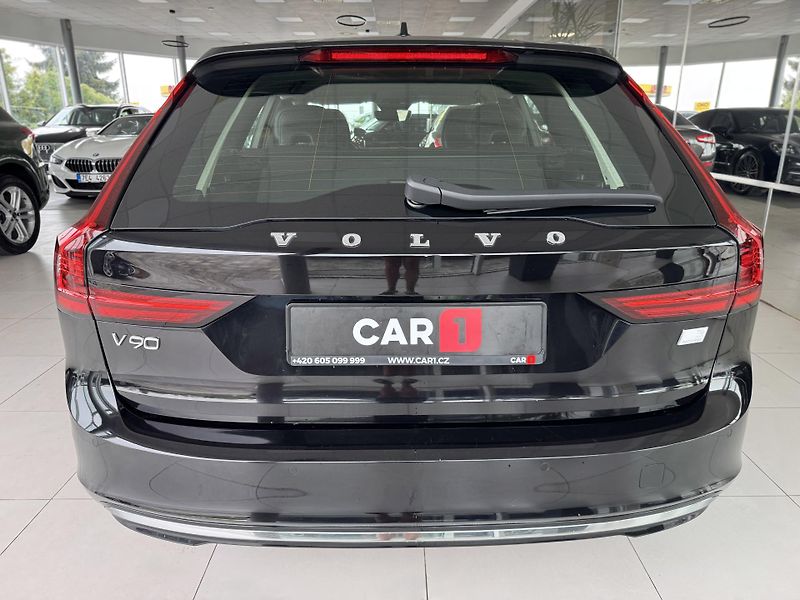 Volvo V90 T6 AWD*Recharge*KeyLess*Tažné - fotka 6 z 37