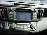 Toyota RAV4 (2014) 2.2D 4x4, ČR, servis.kniha - náhled 11