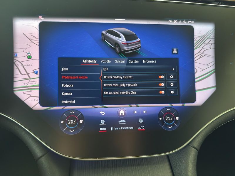 Mercedes-Benz EQS (2023) 580 4MATIC SUV - fotka 16 z 25
