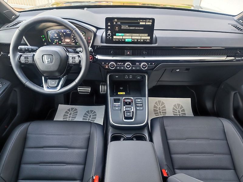 Honda CR-V (2026) 2.0 e:PHEV ADVANCE TECH  BLACK - fotka 6 z 38