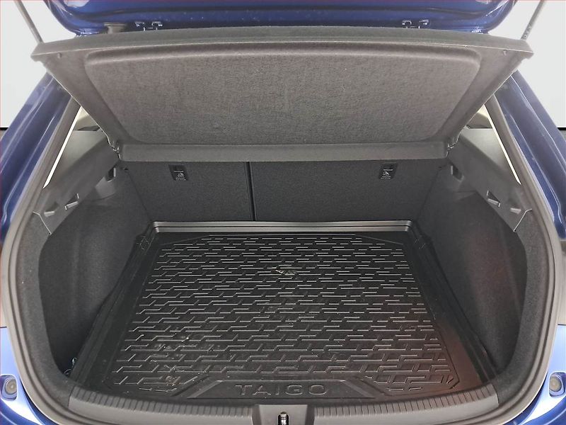 Volkswagen Taigo (2023) 1.0 TSI - fotka 14 z 27