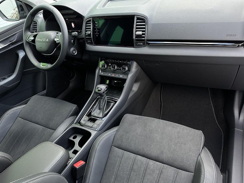 Škoda Karoq 1.5TSi DSG 150PS Matrix-LED V. - fotka 44 z 48