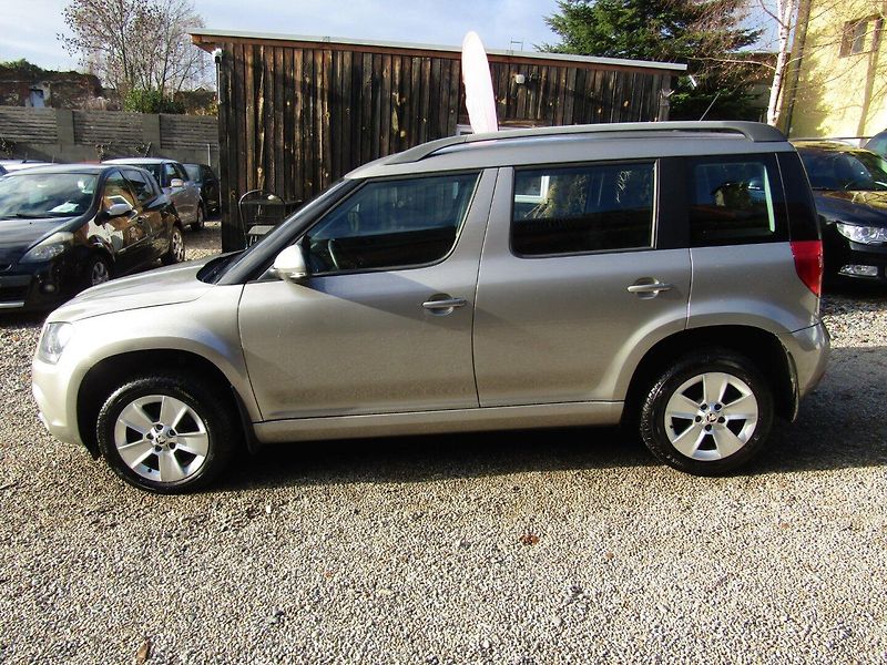 Škoda Yeti (2014) 1.6 TDI 77kW  BEZ KOROZE - fotka 3 z 38