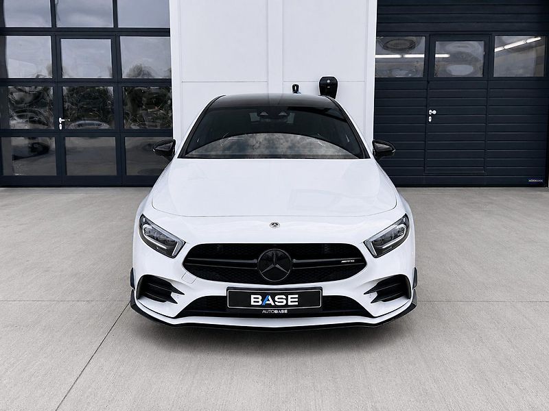 Mercedes-Benz Třídy A 35 AMG 4M EDITION 55 - fotka 2 z 29